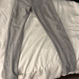 Beyond Yoga Women's Gray Leggings large
